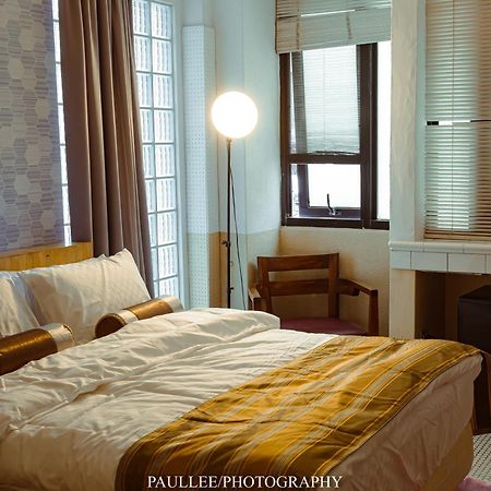 白狗公寓amo B&B市區金三角 東大門夜市 Hualien Buitenkant foto
