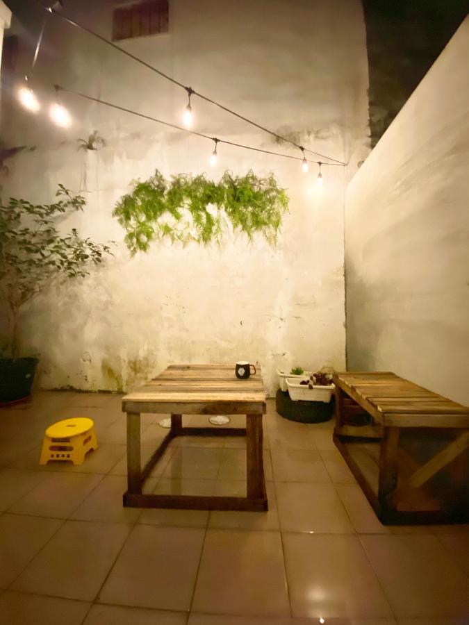 白狗公寓amo B&B市區金三角 東大門夜市 Hualien Buitenkant foto
