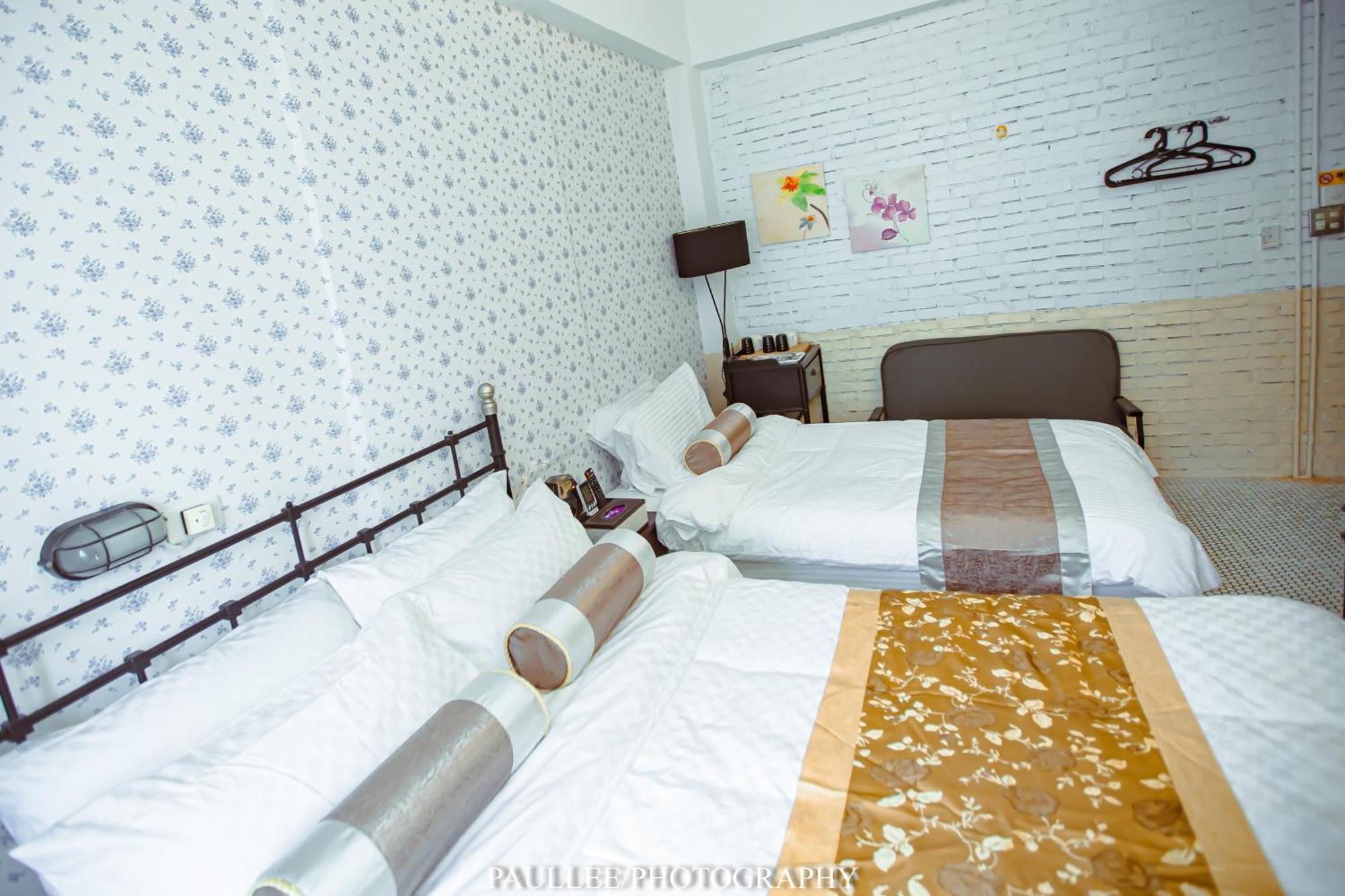 白狗公寓amo B&B市區金三角 東大門夜市 Hualien Buitenkant foto