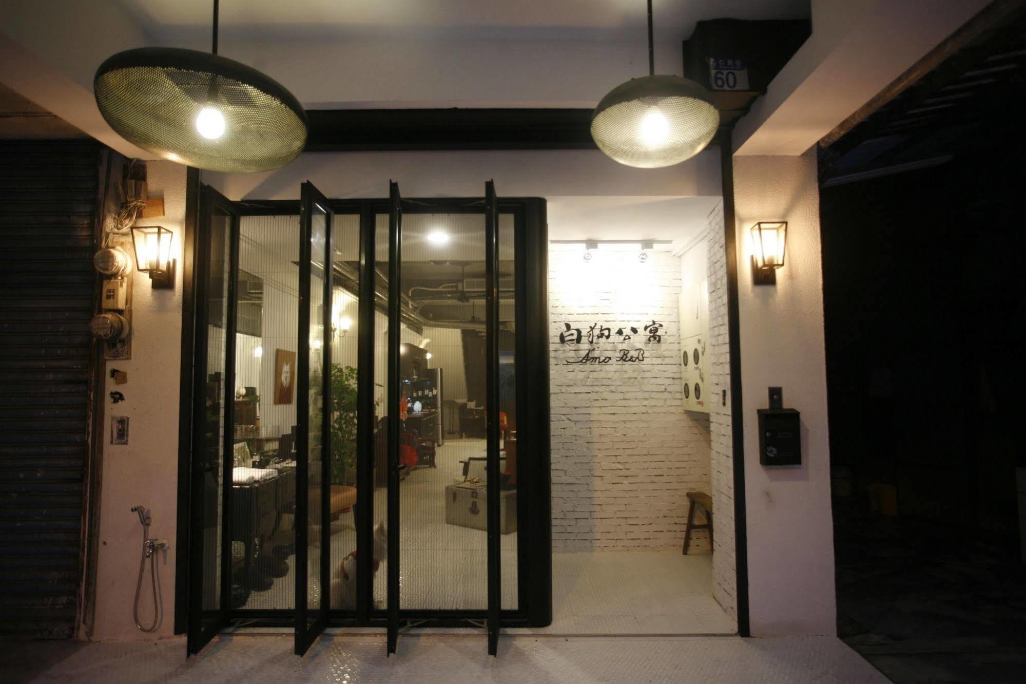 白狗公寓amo B&B市區金三角 東大門夜市 Hualien Buitenkant foto